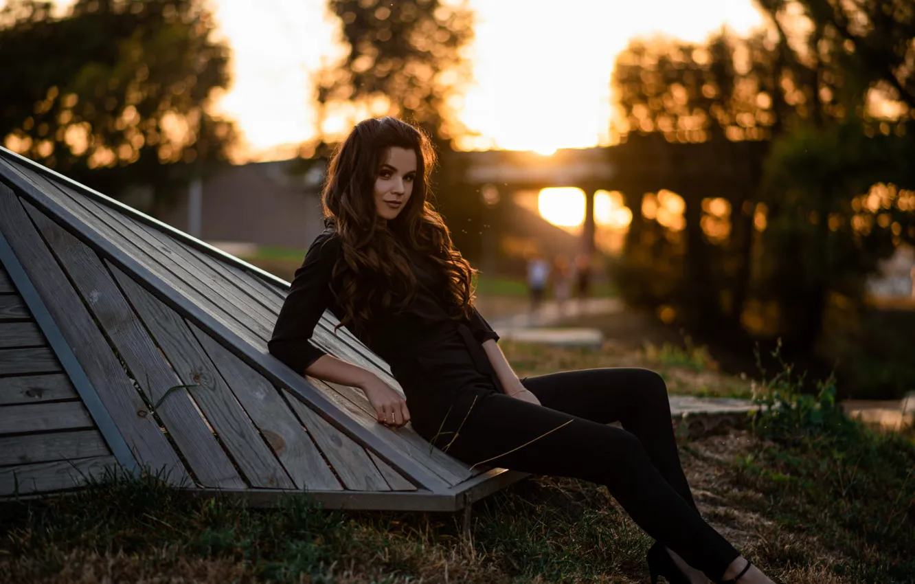 Photo wallpaper look, pose, model, portrait, makeup, figure, hairstyle, costume