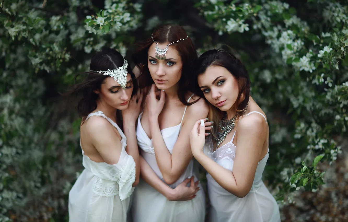 Photo wallpaper decoration, portrait, trio, three girls, Enchanted