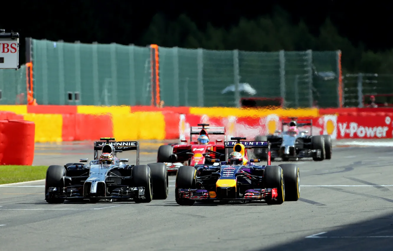 Photo wallpaper Look, Renault, Racer, Formula 1, Red Bull, Vettel, Hybrid, The car