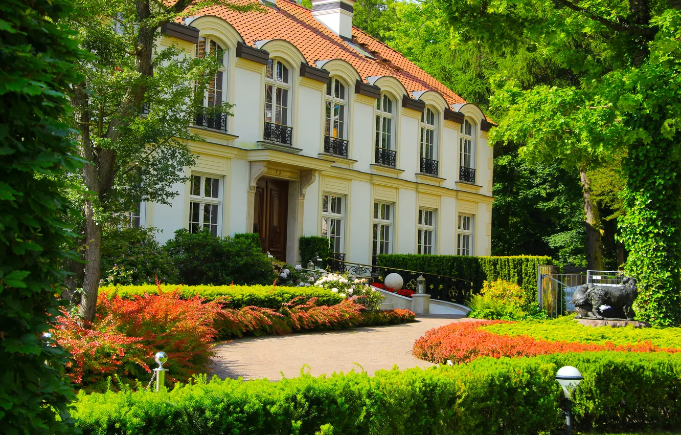 Photo wallpaper house, park, garden, building