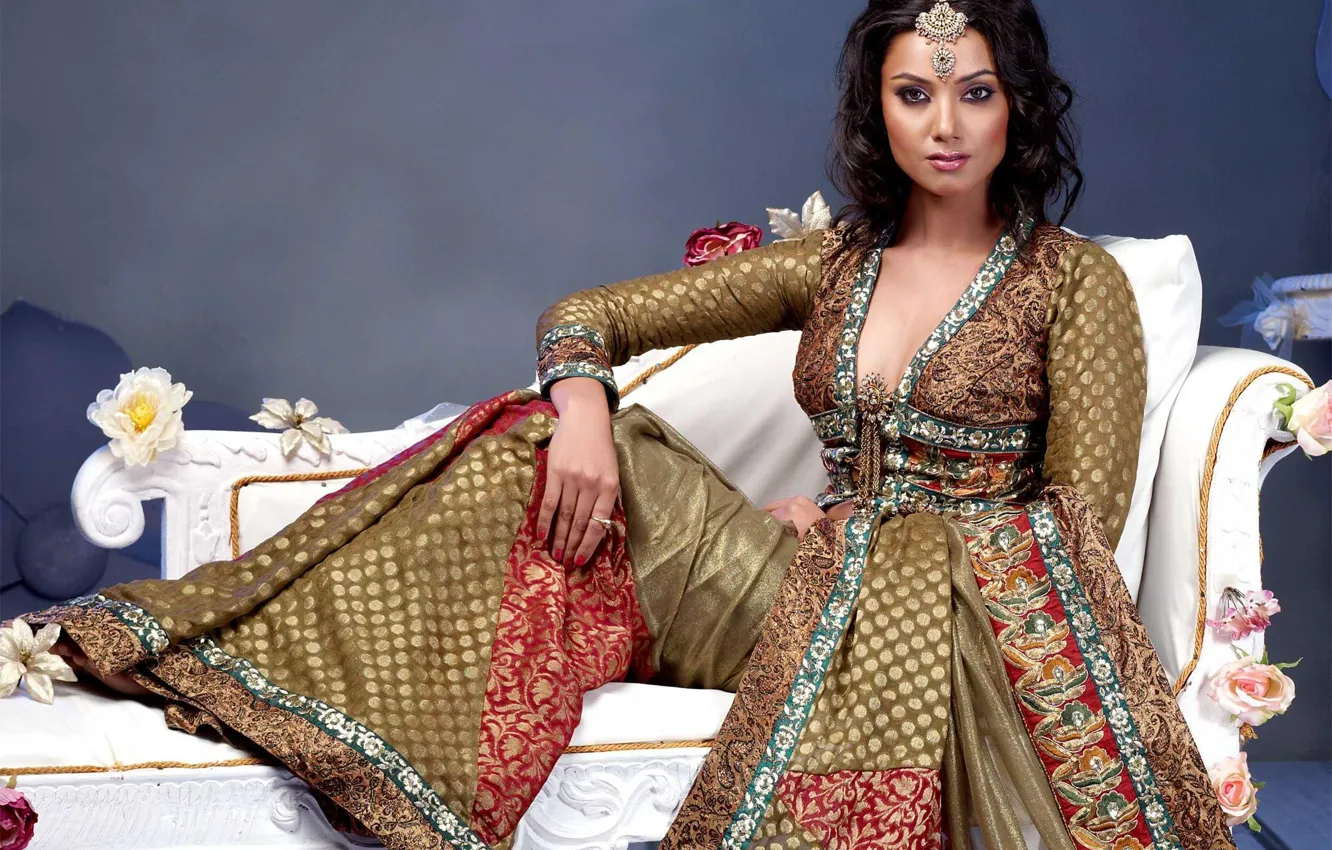 Photo wallpaper girl, flowers, sofa, East