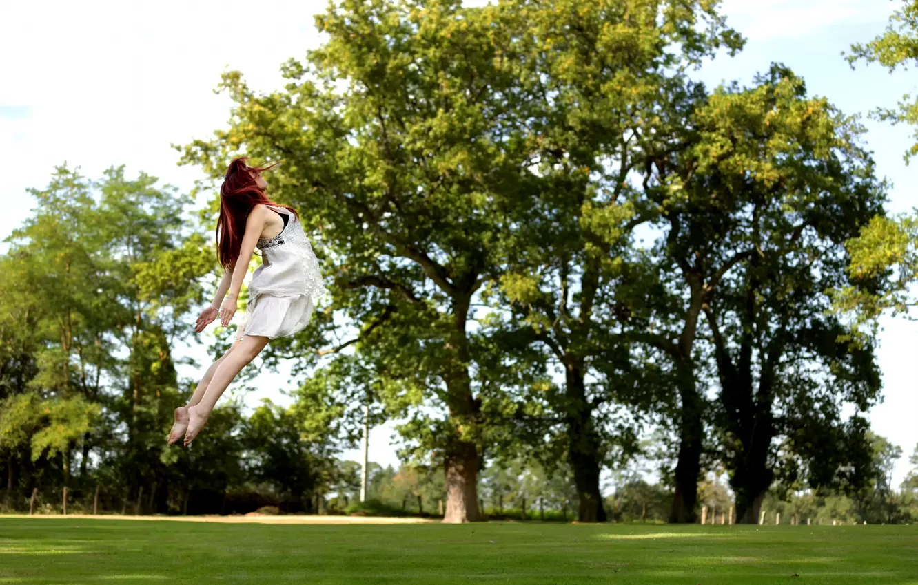 Photo wallpaper girl, Park, jump, flight