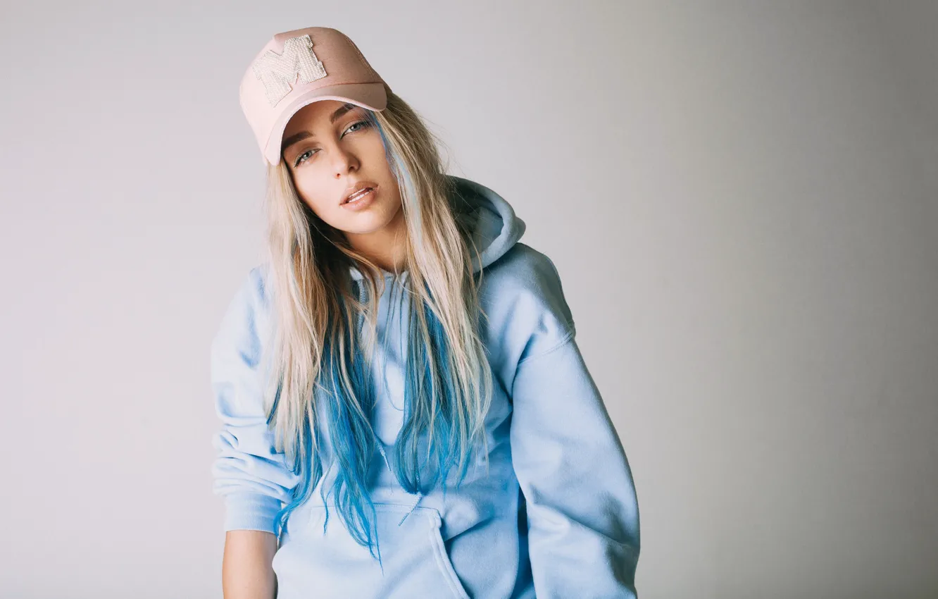 Photo wallpaper pose, makeup, figure, singer, cap, hair, Marie Krimpery