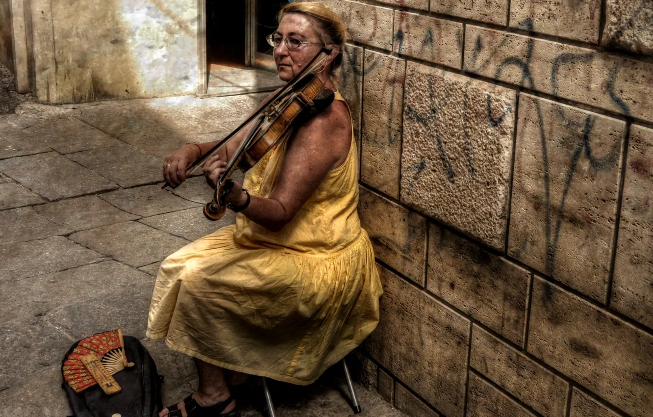 Photo wallpaper music, street, woman, violin