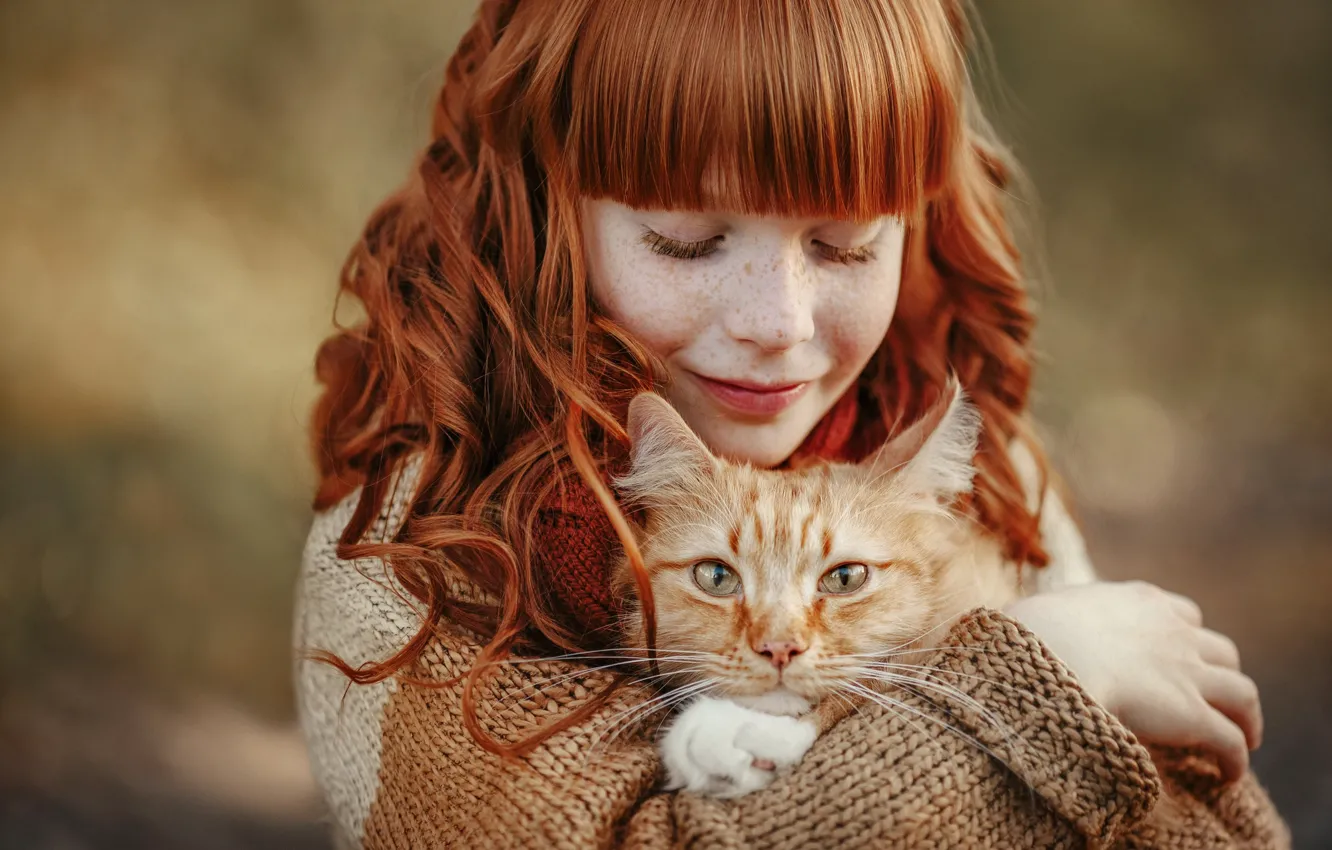 Photo wallpaper cat, friendship, girl, red
