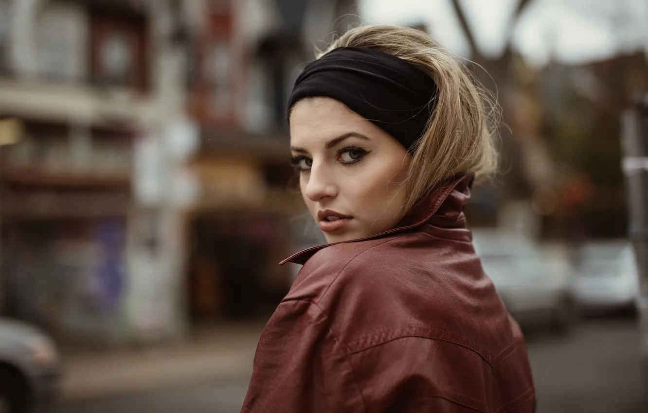 Photo wallpaper look, girl, face, background, Eliana