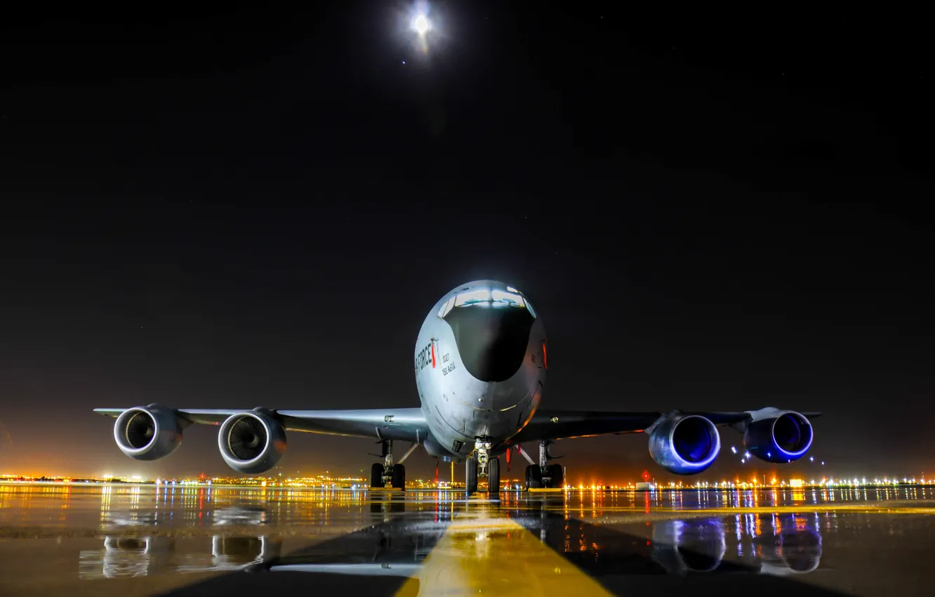 Photo wallpaper Boeing, the plane, jet, tanker, military transport, multifunction, KC-135, four-engined