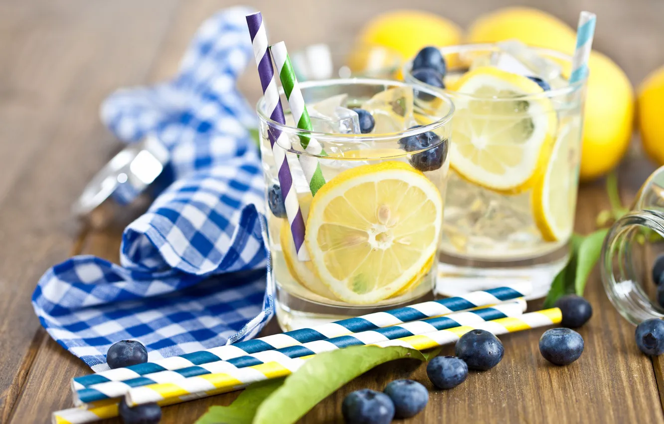 Photo wallpaper ice, leaves, berries, lemon, cubes, blueberries, glasses, drink