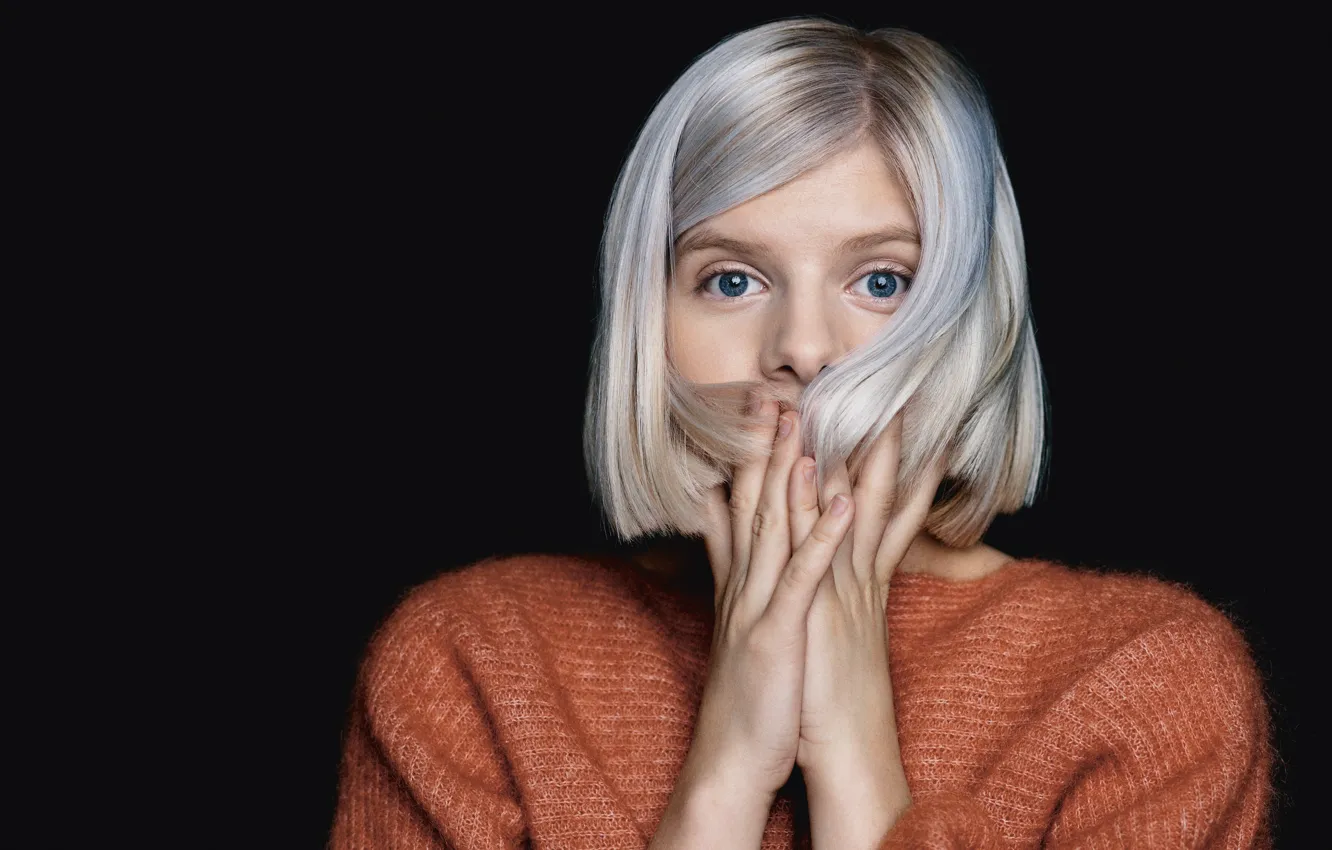 Photo wallpaper look, style, hands, singer, aurora aksnes
