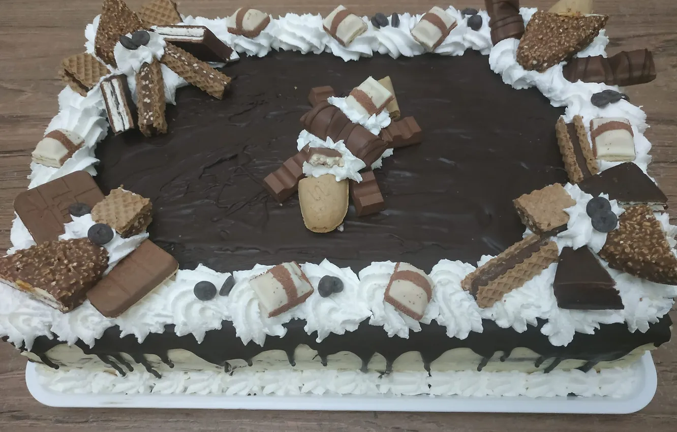 Photo wallpaper cake, biscuits, Whipped Cream