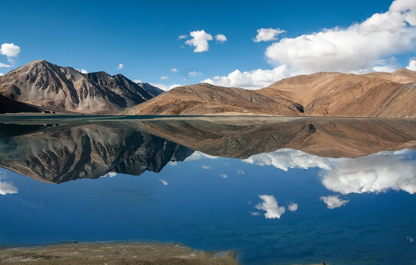 Photo wallpaper mountains, lake, Tibet, Tibet, panorama, India, Pangong Lake, Jammu and Kashmir