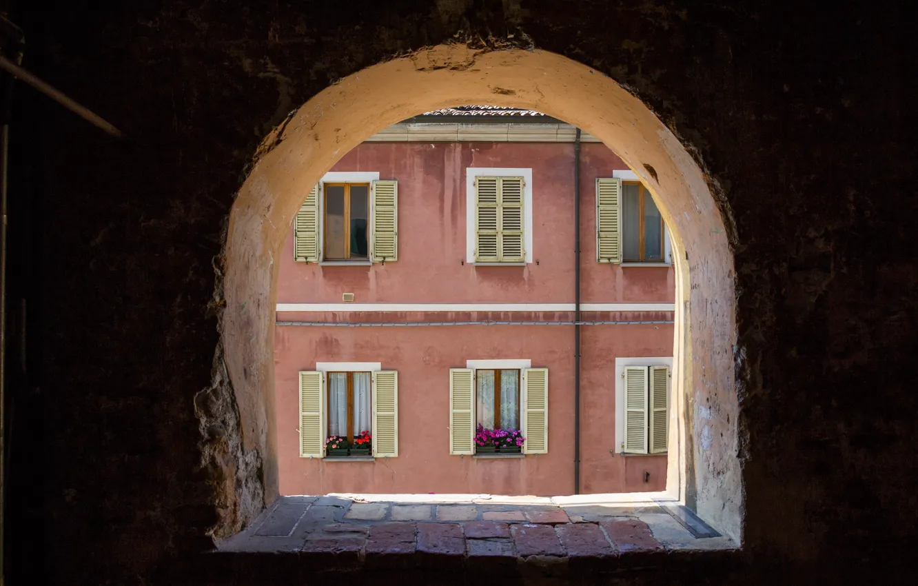 Photo wallpaper flowers, wall, window, shutters