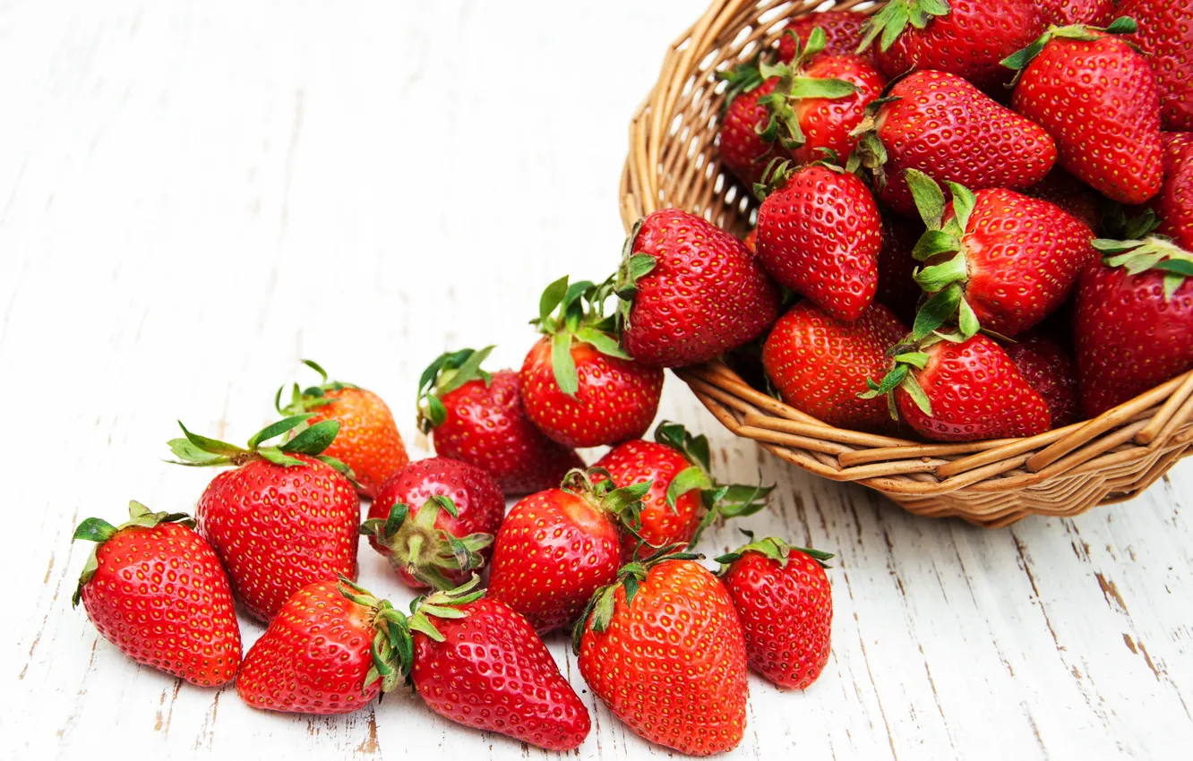 Photo wallpaper berries, strawberry, red, fresh, strawberry, berries, basket