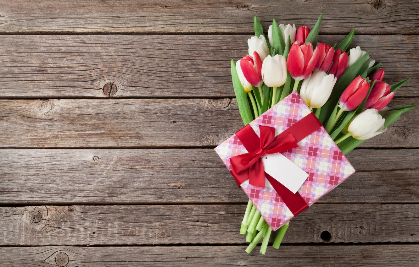 Photo wallpaper flowers, gift, bouquet, tulips, red, love, white, wood