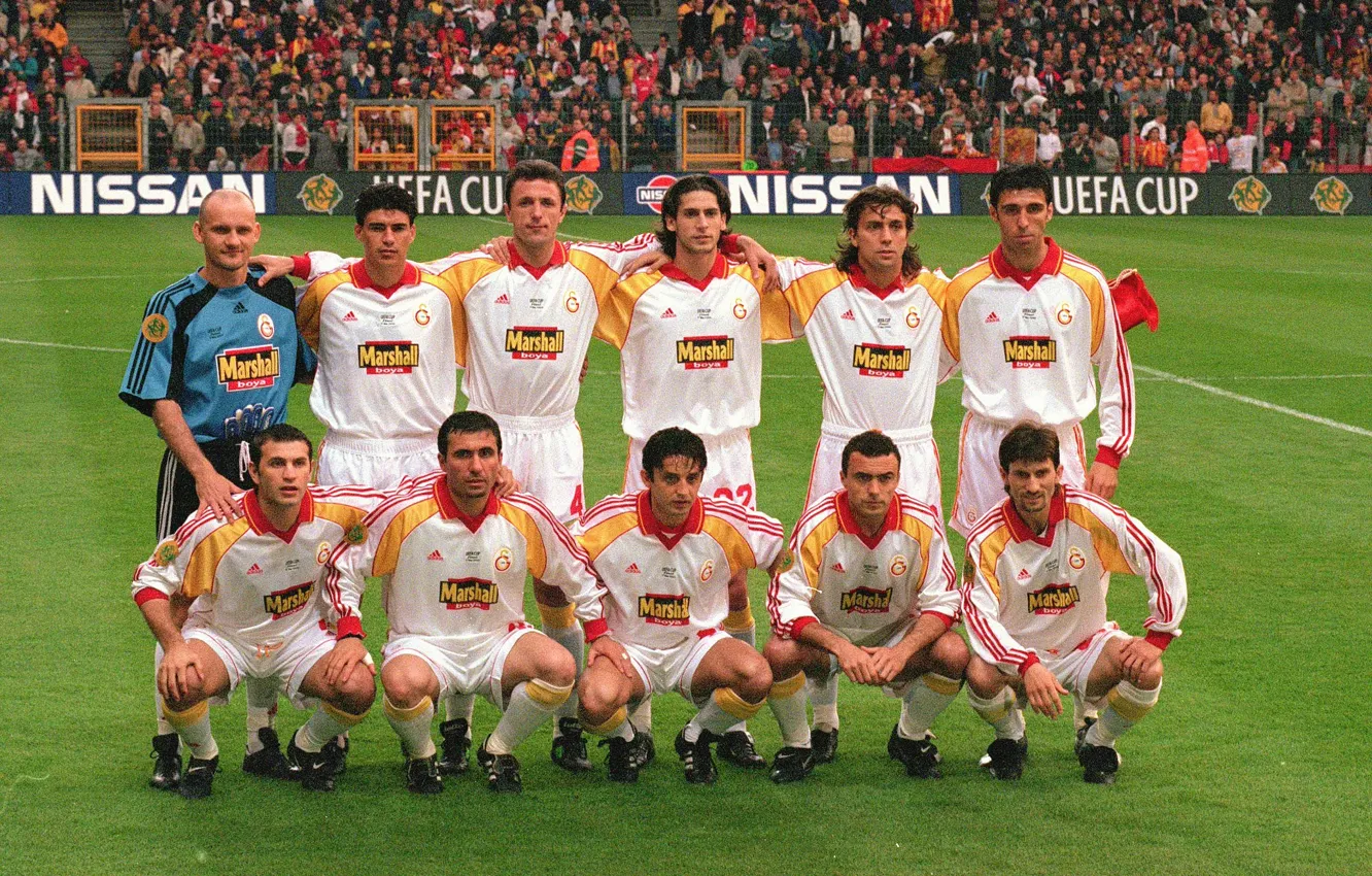 Photo wallpaper arsenal, galatasaray, 1999-2000, uefa cup final