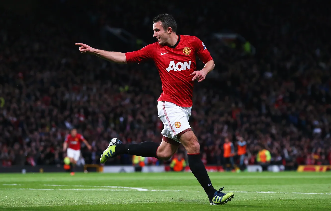 Photo wallpaper football, sport, player, goal, Manchester United, Old Trafford, Robin van Persie, Robin van Persie