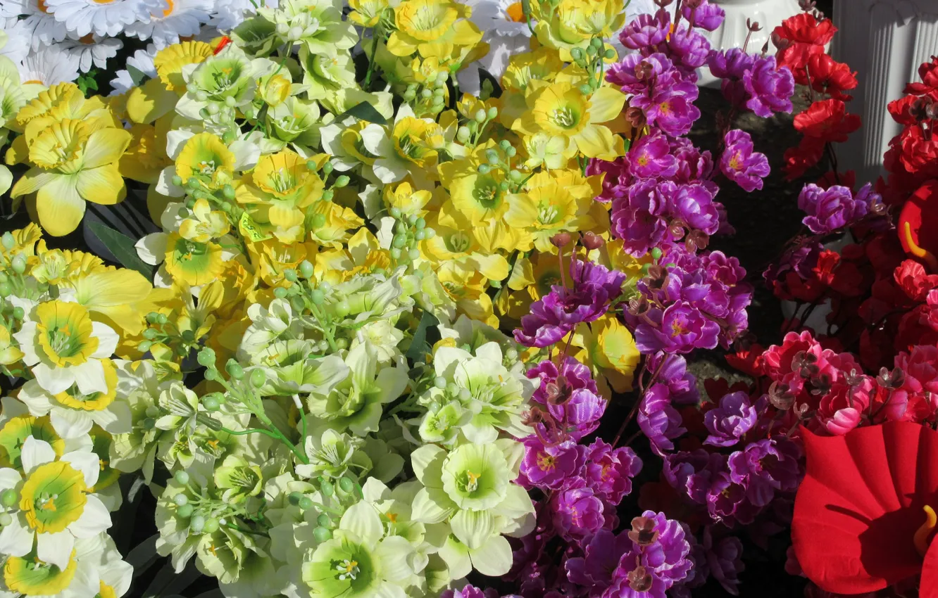 Photo wallpaper April, artificial flowers, spring 2018, Mamala ©