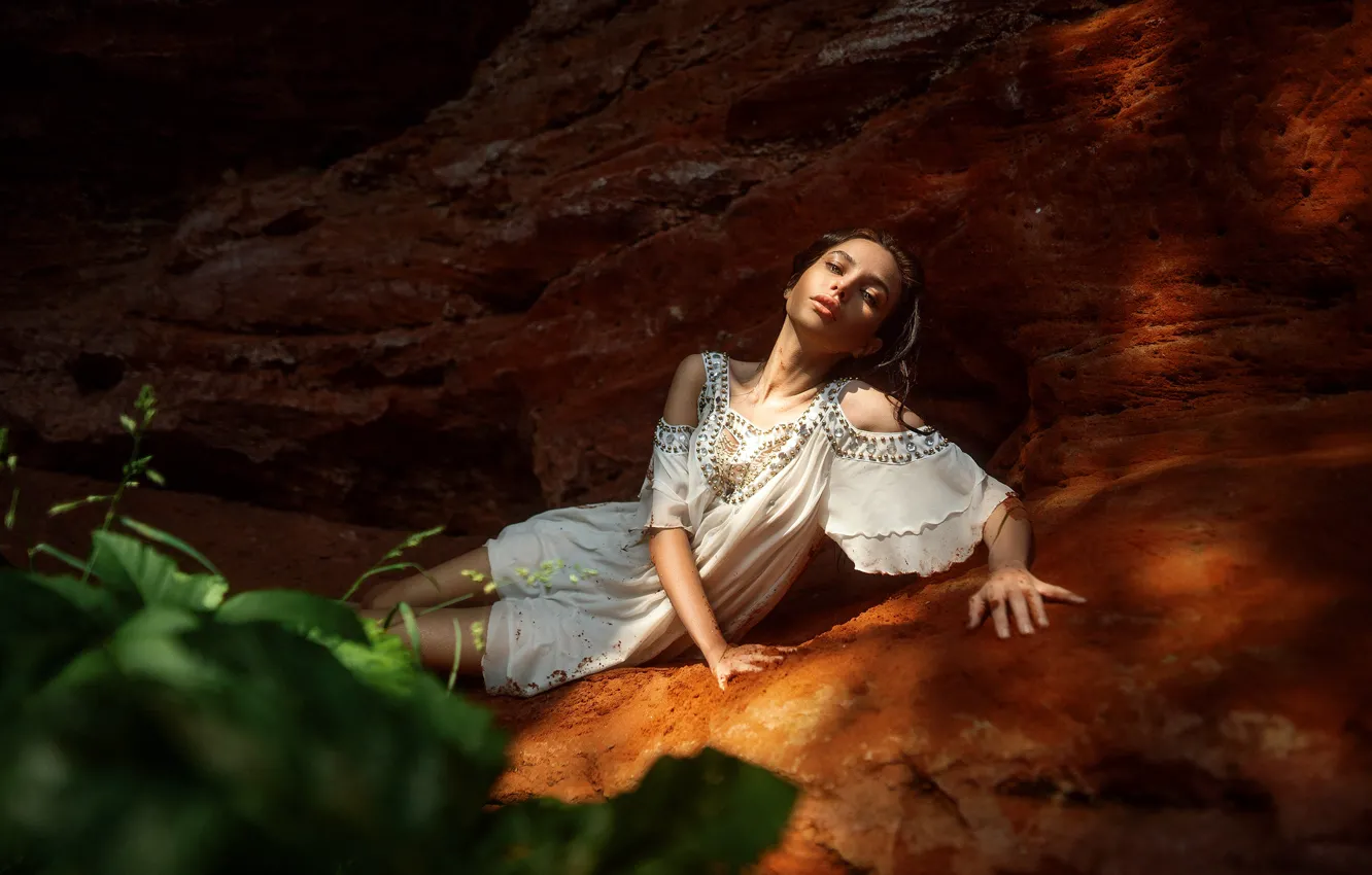 Photo wallpaper look, pose, model, portrait, makeup, figure, dress, brunette