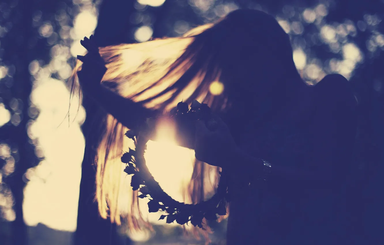 Photo wallpaper girl, the sun, light, flowers, background, movement, mood, Wallpaper