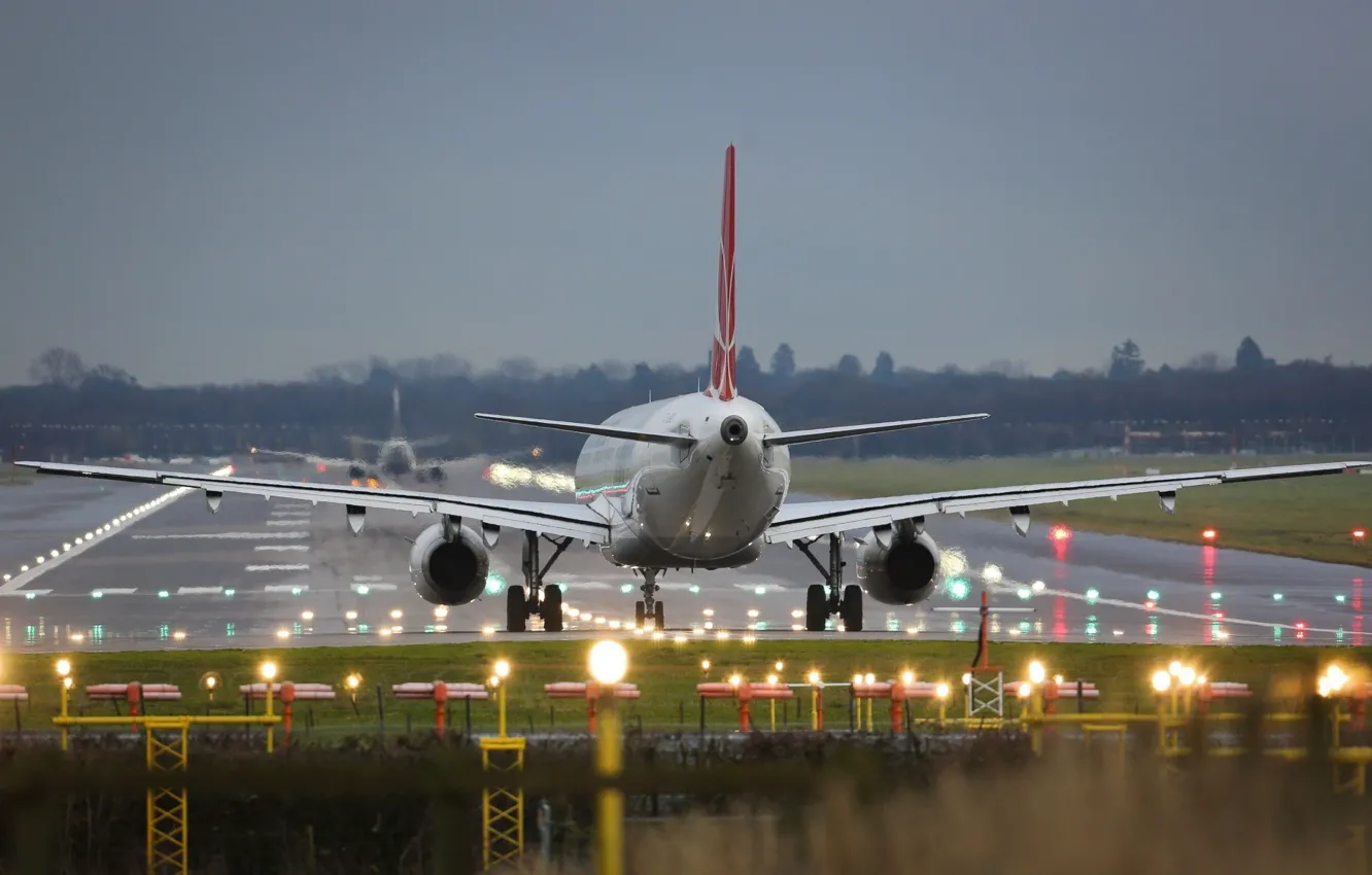Photo wallpaper strip, Airport, The rise, the plane, landing, takeoff, Passenger, Airbus