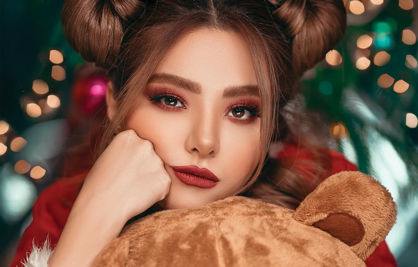 Photo wallpaper look, girl, reverie, toy, makeup, hairstyle, bear, brown hair
