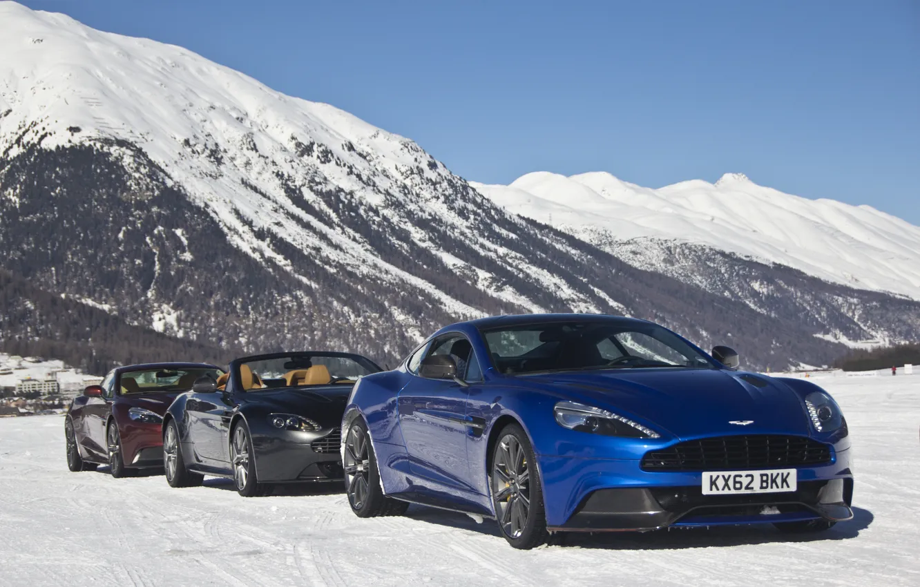 Photo wallpaper Aston Martin, Roadster, Vantage, V12, snow, Supercar, Vanquish, exotics