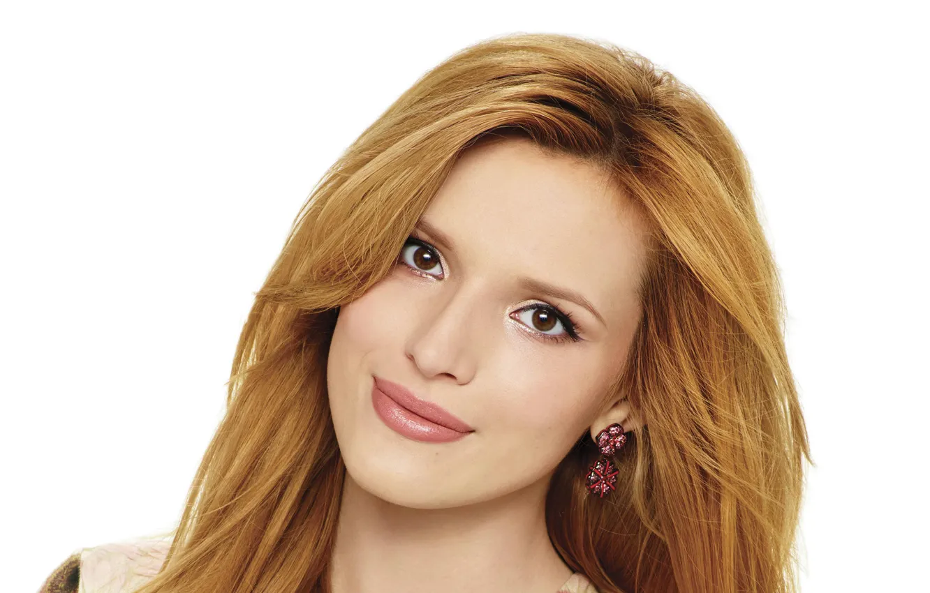 Photo wallpaper girl, face, earrings, makeup, beautiful, Bella Thorne