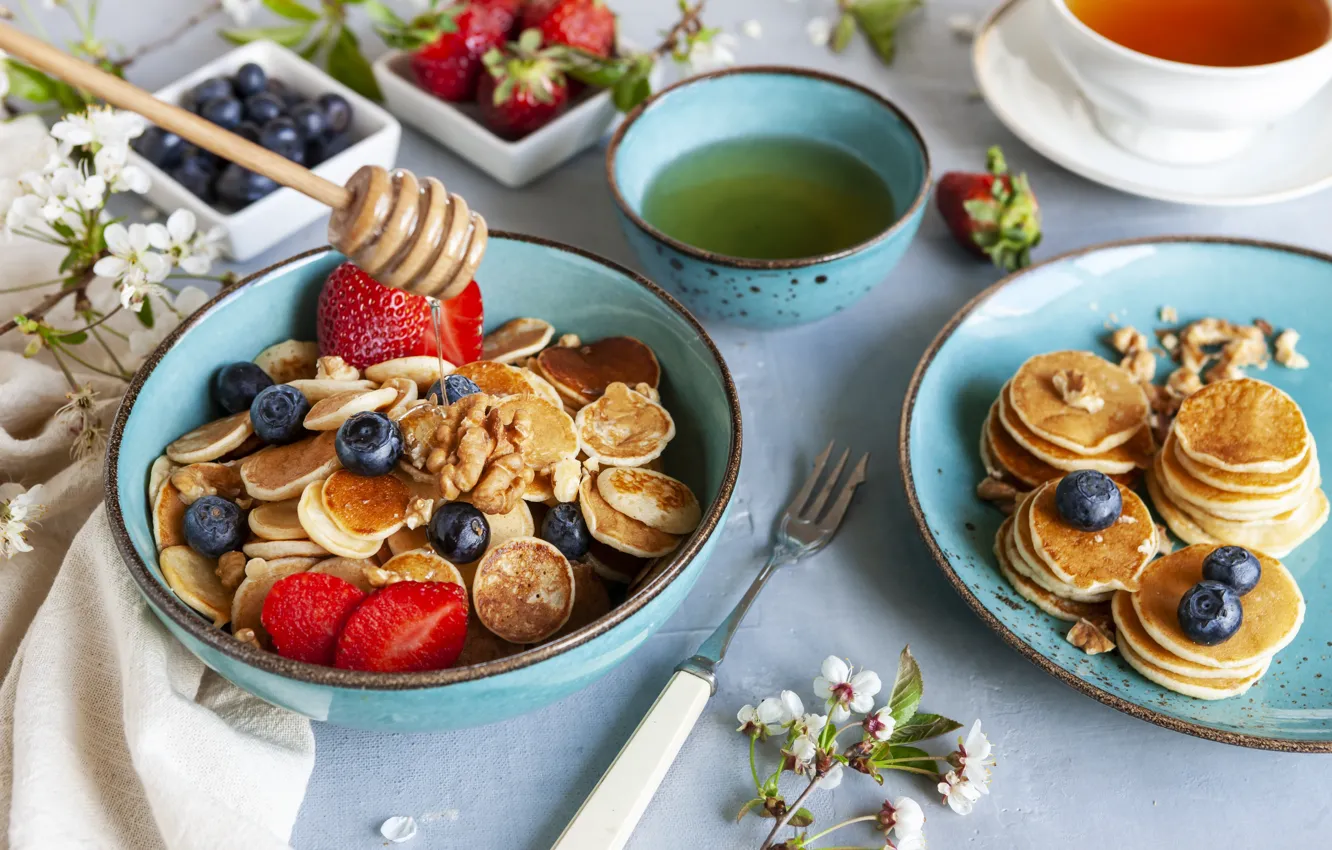 Photo wallpaper berries, tea, Breakfast, honey, Cup, pancakes