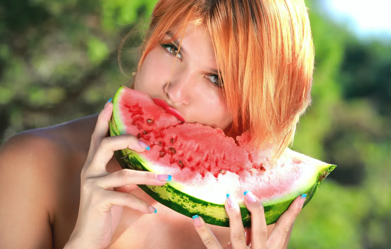 Photo wallpaper look, watermelon, Violla A, red, bites, nails