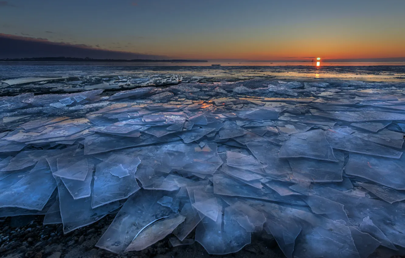 Photo wallpaper ice, the sun, shore, horizon