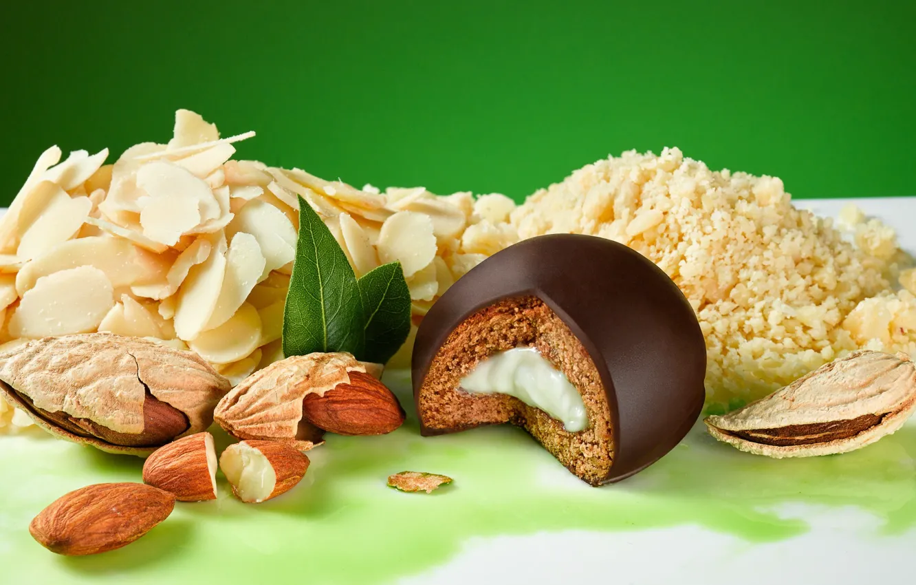 Photo wallpaper mood, chocolate, leaves, nuts, almonds, chips, gingerbread, snacks