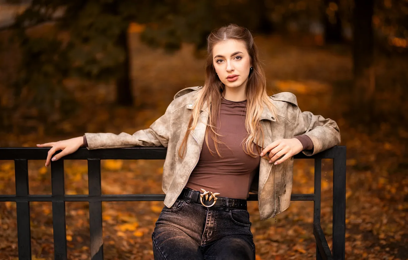 Photo wallpaper autumn, look, girl, bench, pose, jeans, hands, jacket