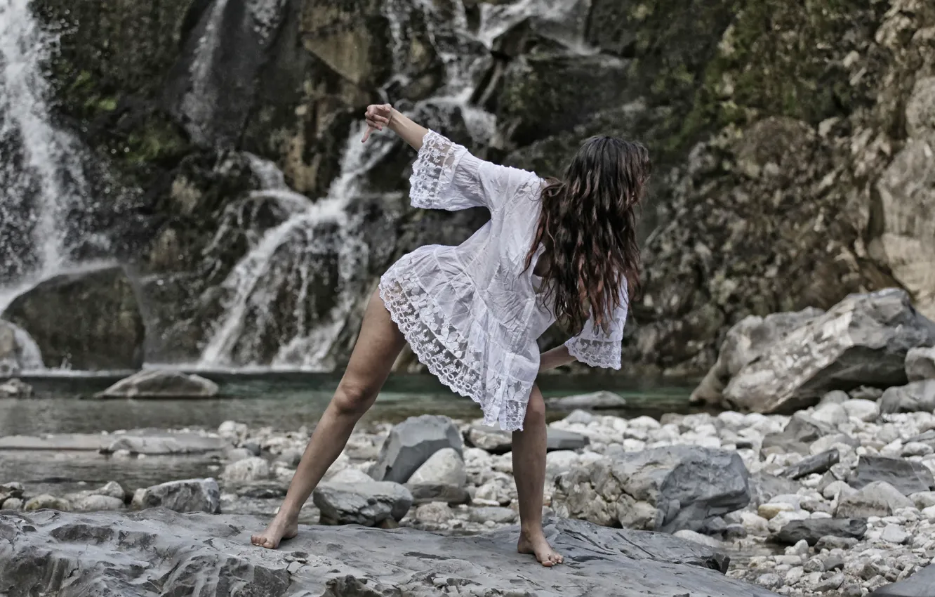 Photo wallpaper girl, stones, dance, mountain river