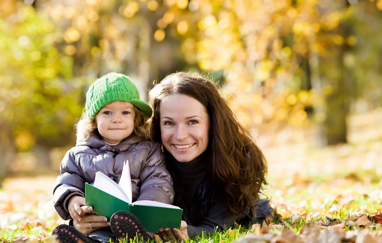 Photo wallpaper autumn, leaves, girl, children, smile, Park, book