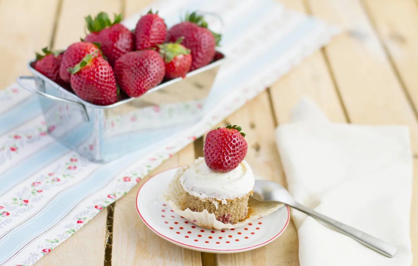 Photo wallpaper berries, food, strawberry, spoon, red, cream, dessert, sweet
