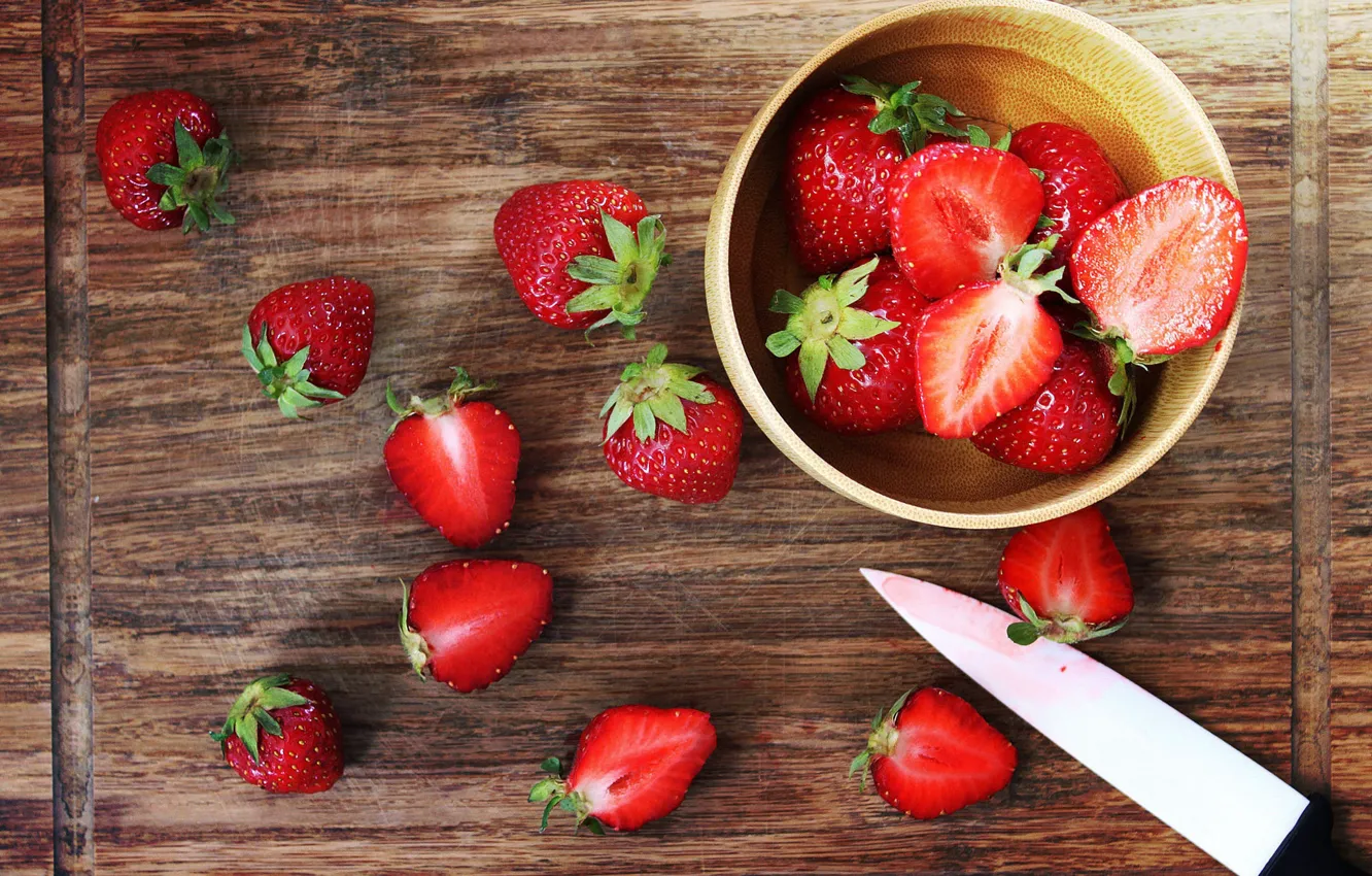 Photo wallpaper berries, Board, strawberry, knife, chopped, bowl, placer, halves