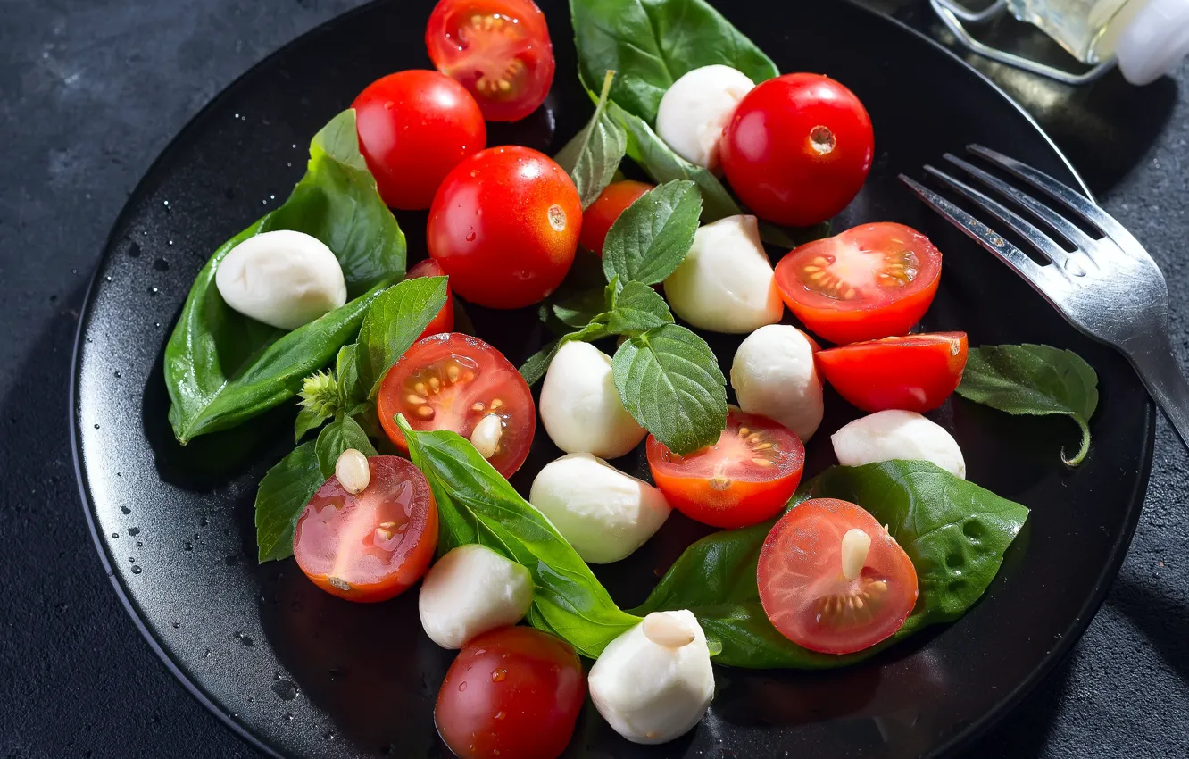 Photo wallpaper tomatoes, salad, Basil, mozzarella