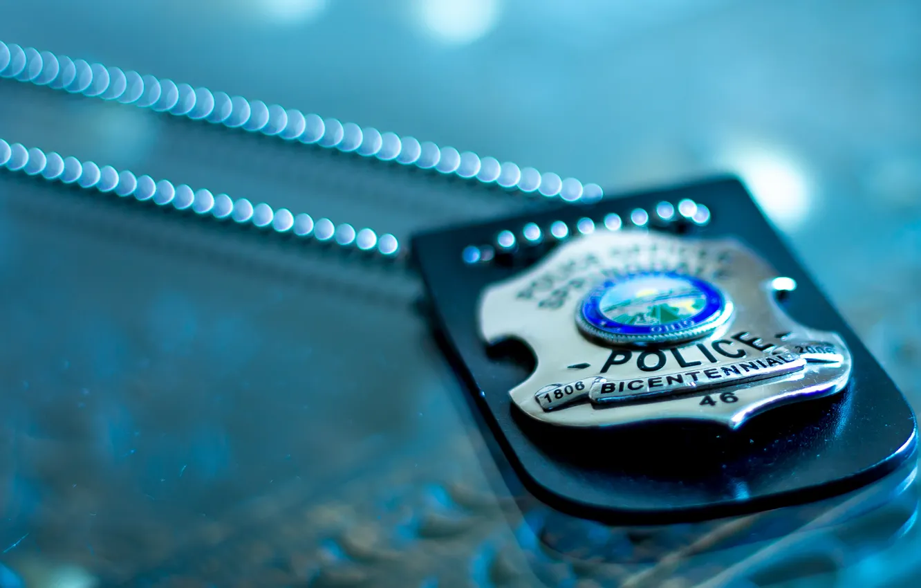 Photo wallpaper police, badge, chain, police