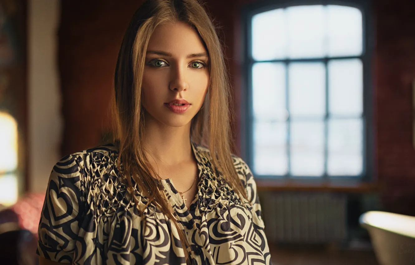 Photo wallpaper eyes, look, girl, face, photo, model, hair, portrait