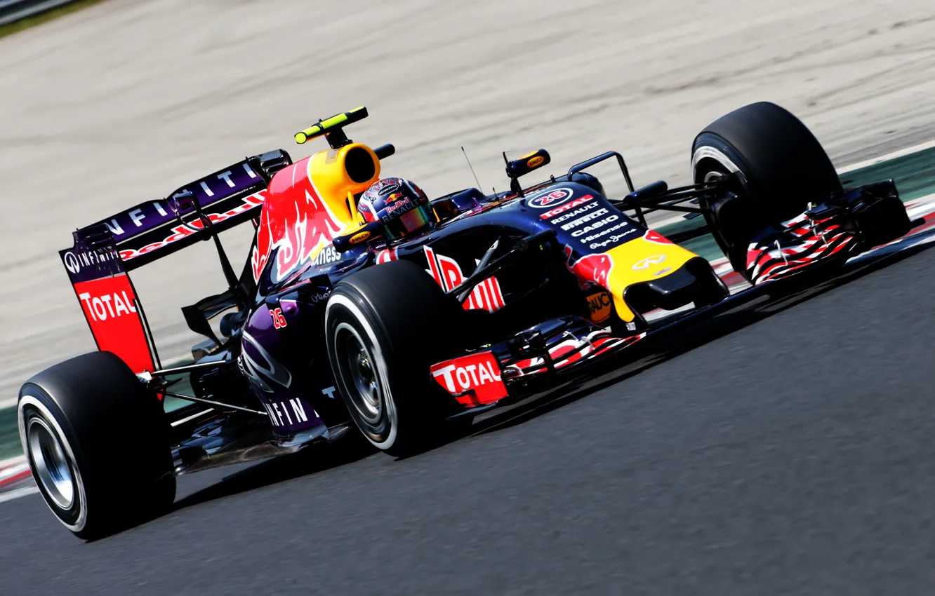 Photo wallpaper Formula 1, Red Bull Racing, Daniil Kvyat, Daniil Kvyat