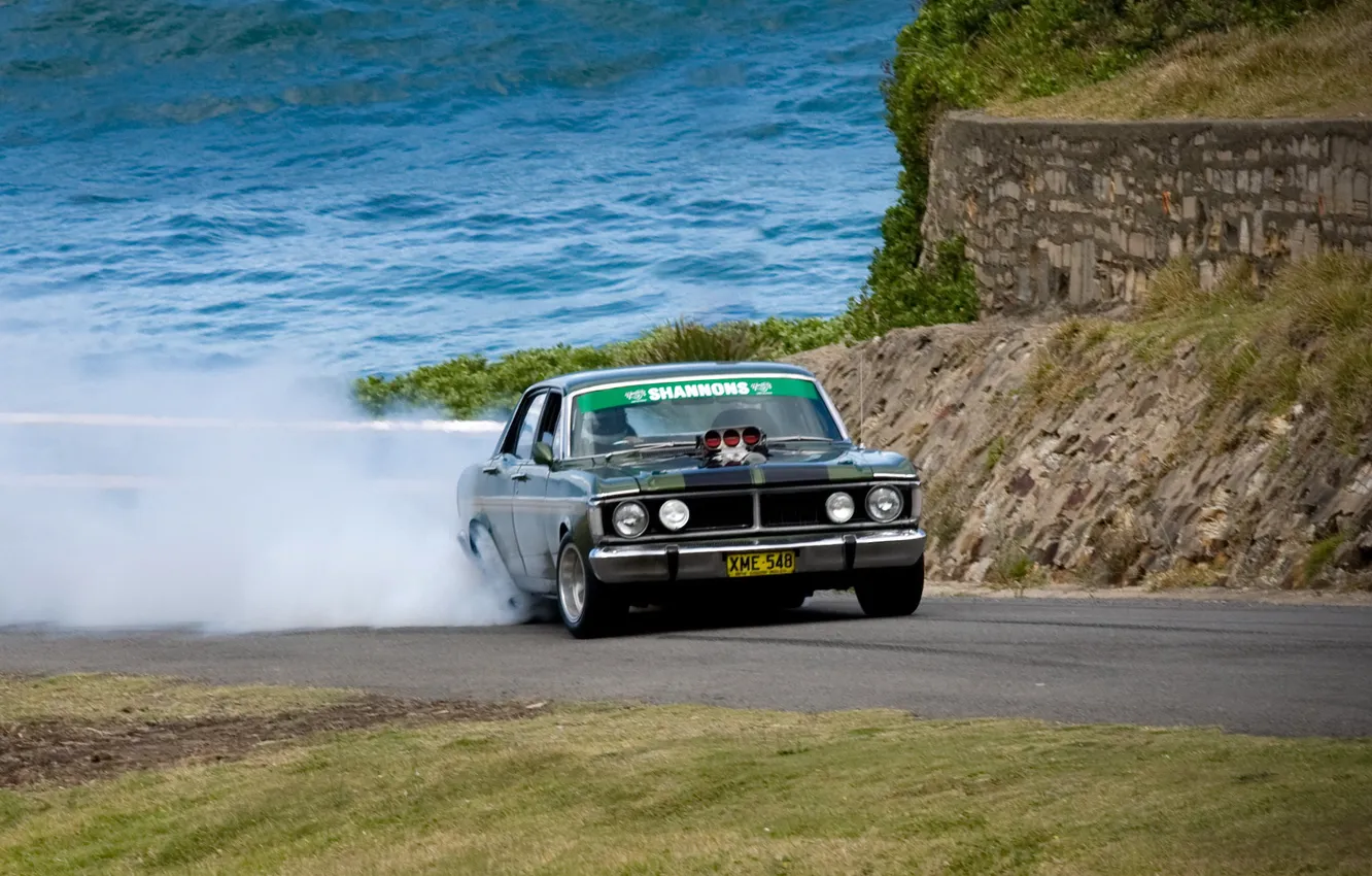 Photo wallpaper auto, track, technique