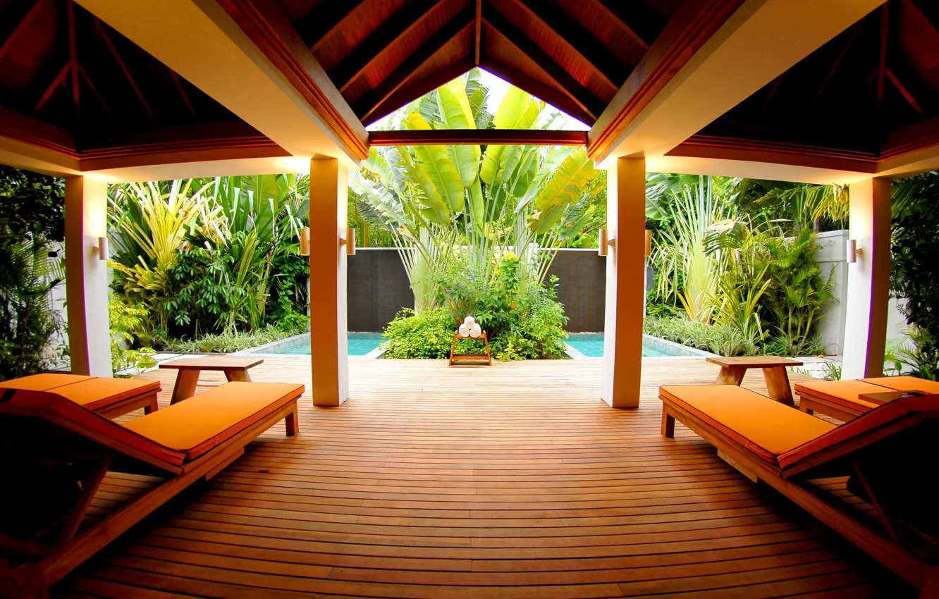 Photo wallpaper pool, greens., pool, sunbeds, maldives, interior, tables