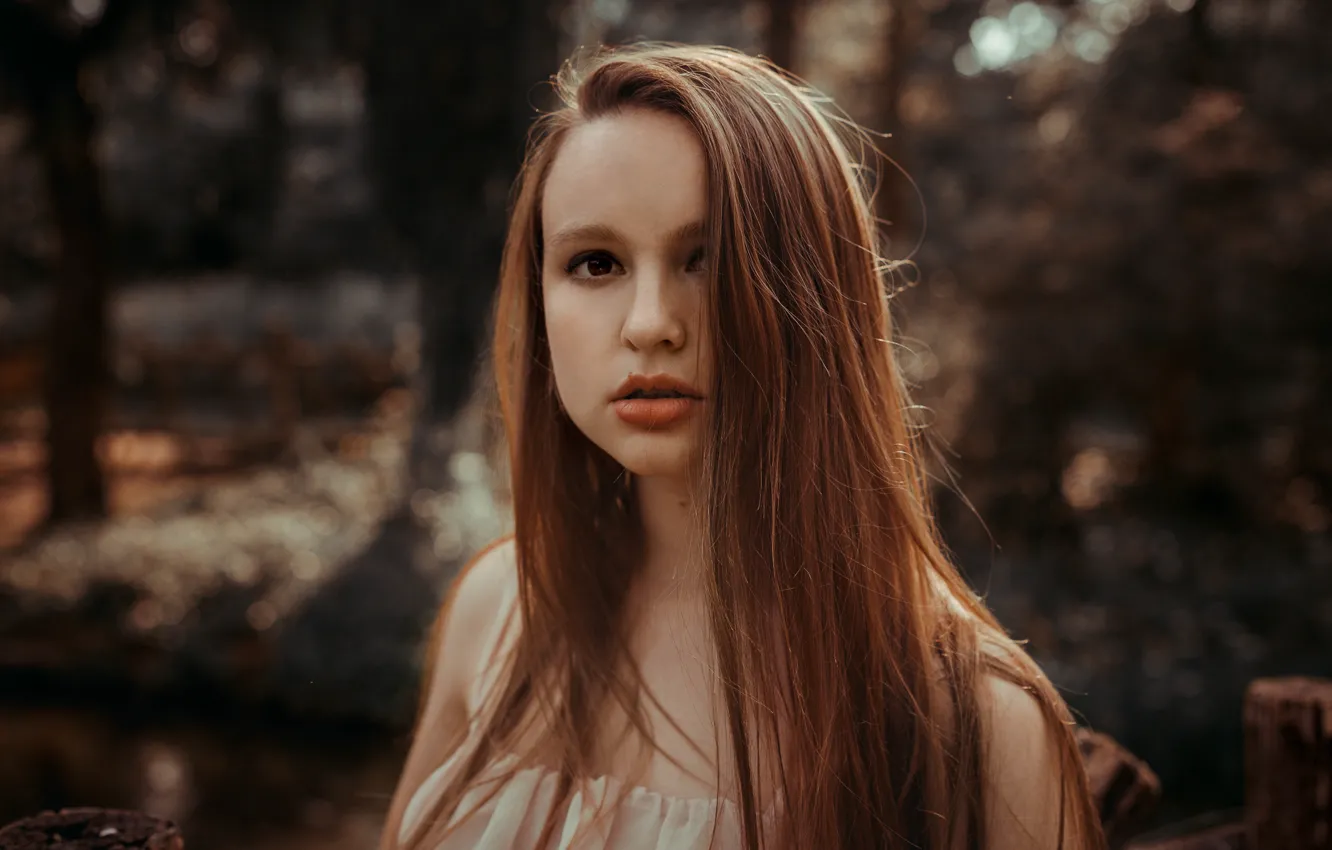 Photo wallpaper look, girl, face, background, hair, lips