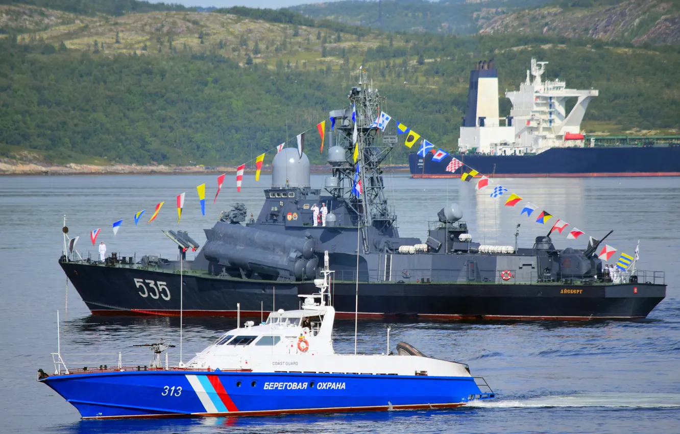 Photo wallpaper ships, parade, Navy day, Severomorsk
