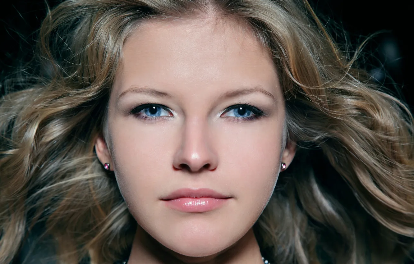 Photo wallpaper look, girl, blonde, earrings, Catherine A