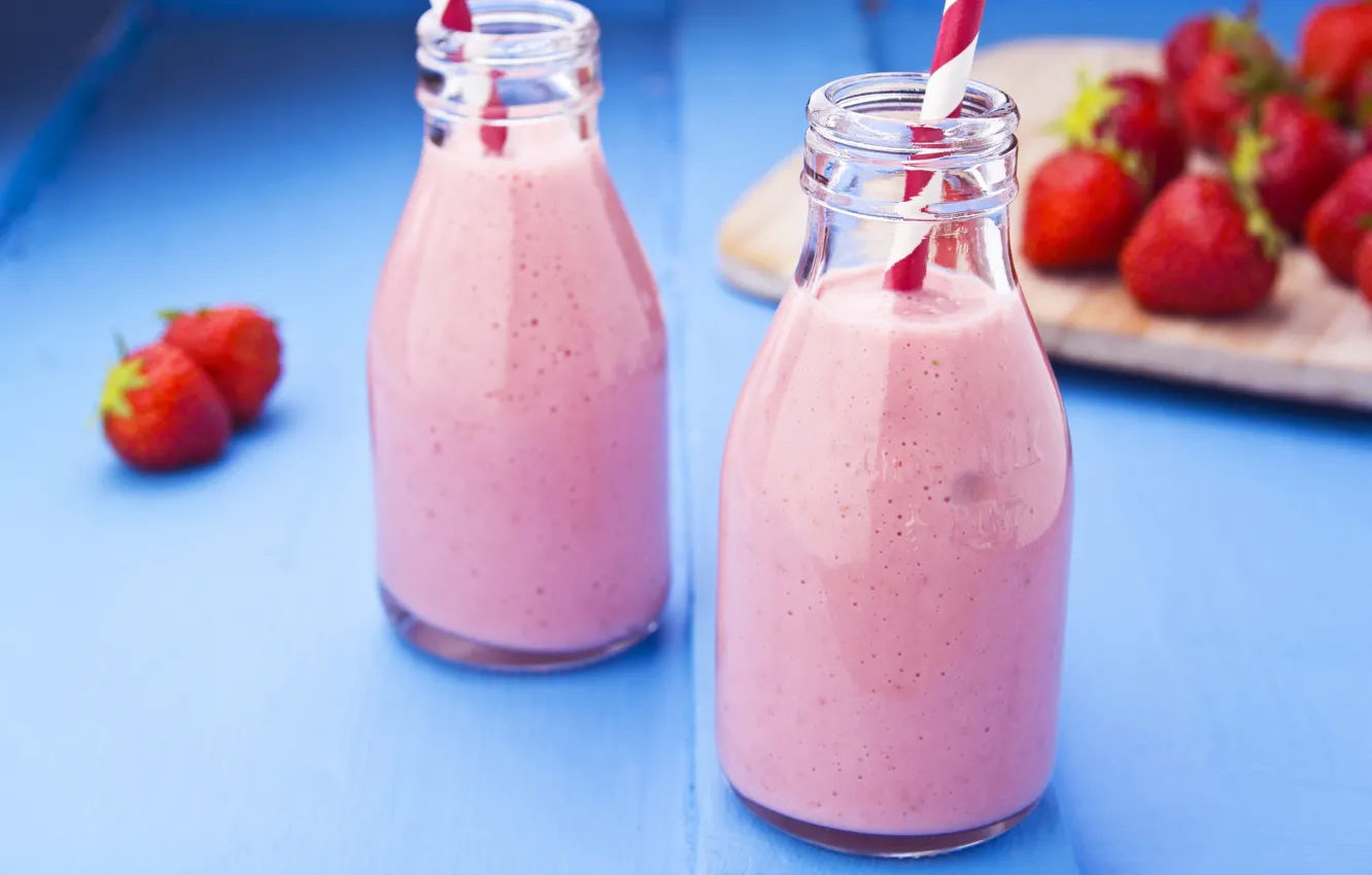 Photo wallpaper berries, strawberry, sweet, smoothies