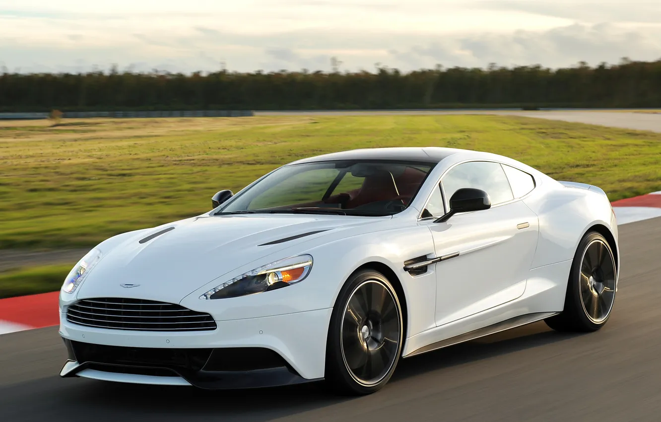 Photo wallpaper machine, Aston Martin, speed, track, Vanquish