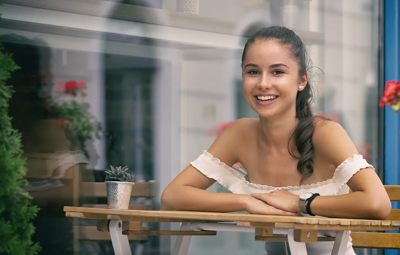 Photo wallpaper girl, smile, background