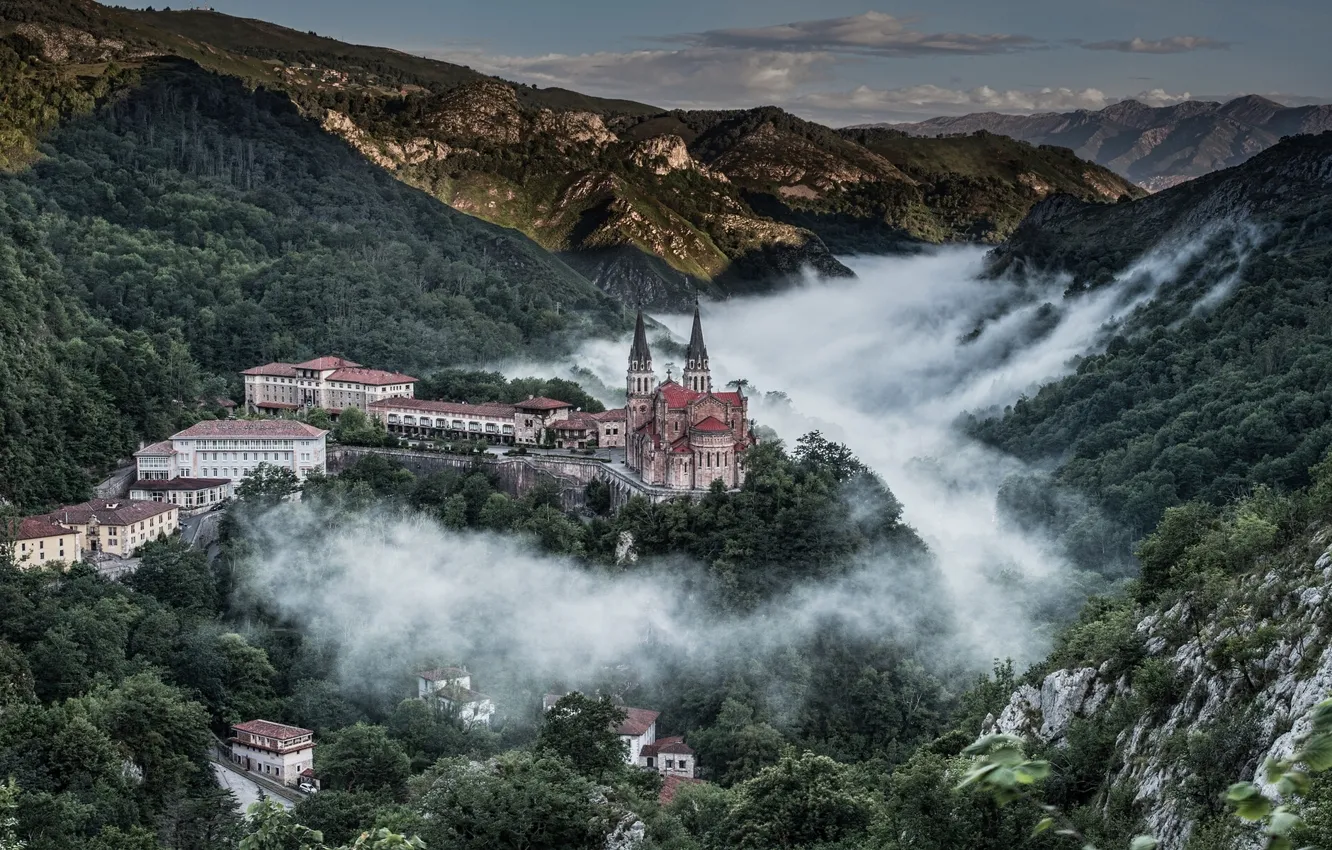 Photo wallpaper mountains, panorama, Spain, Spain, Asturias, Asturias, Covadonga, Covadonga