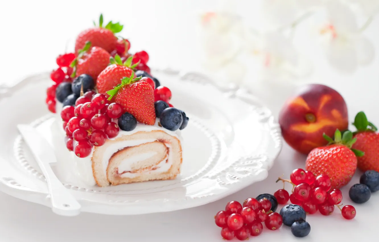 Photo wallpaper berries, strawberry, dessert, currants, nectarine, blueberries, roll